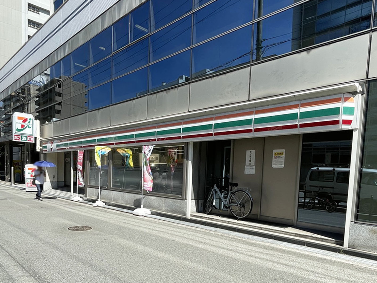 1階のセブンイレブン 大阪天神橋6丁目店