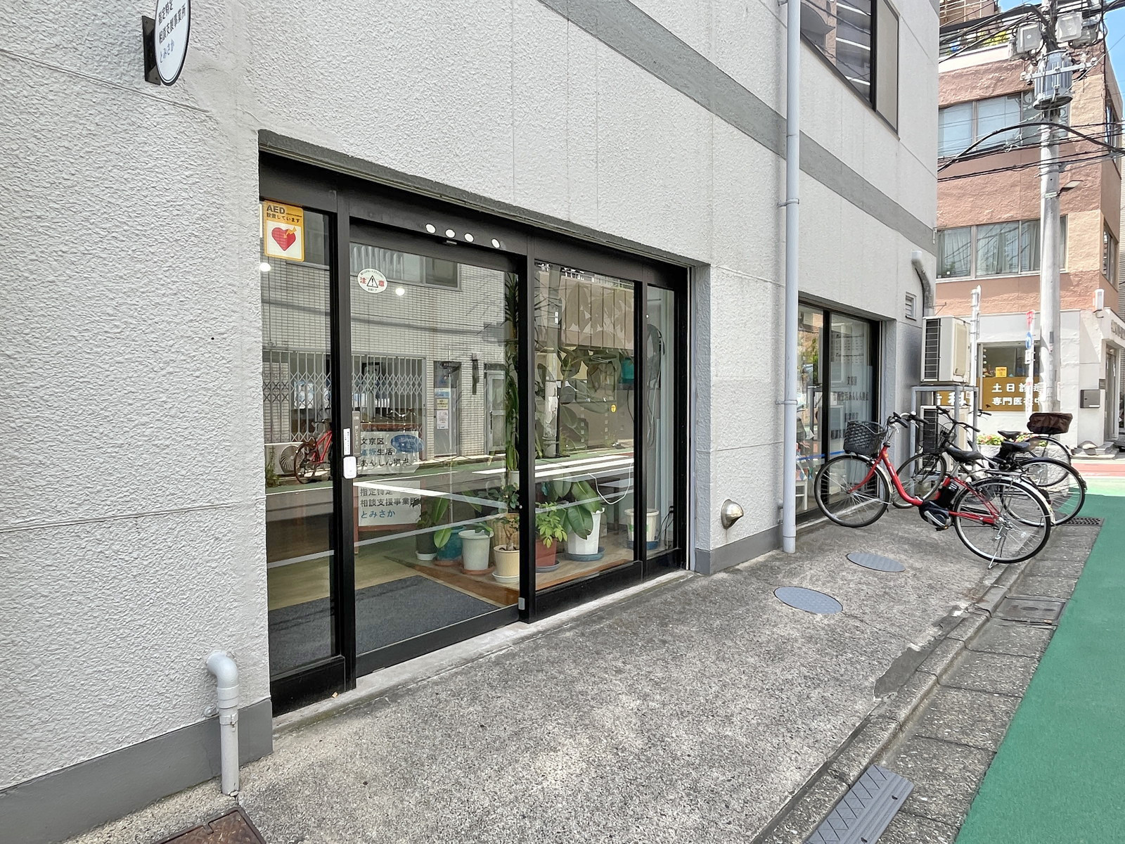 1階テナントの様子