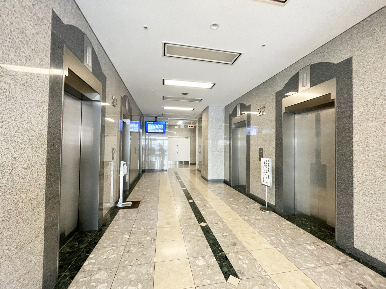 エレベーターホール