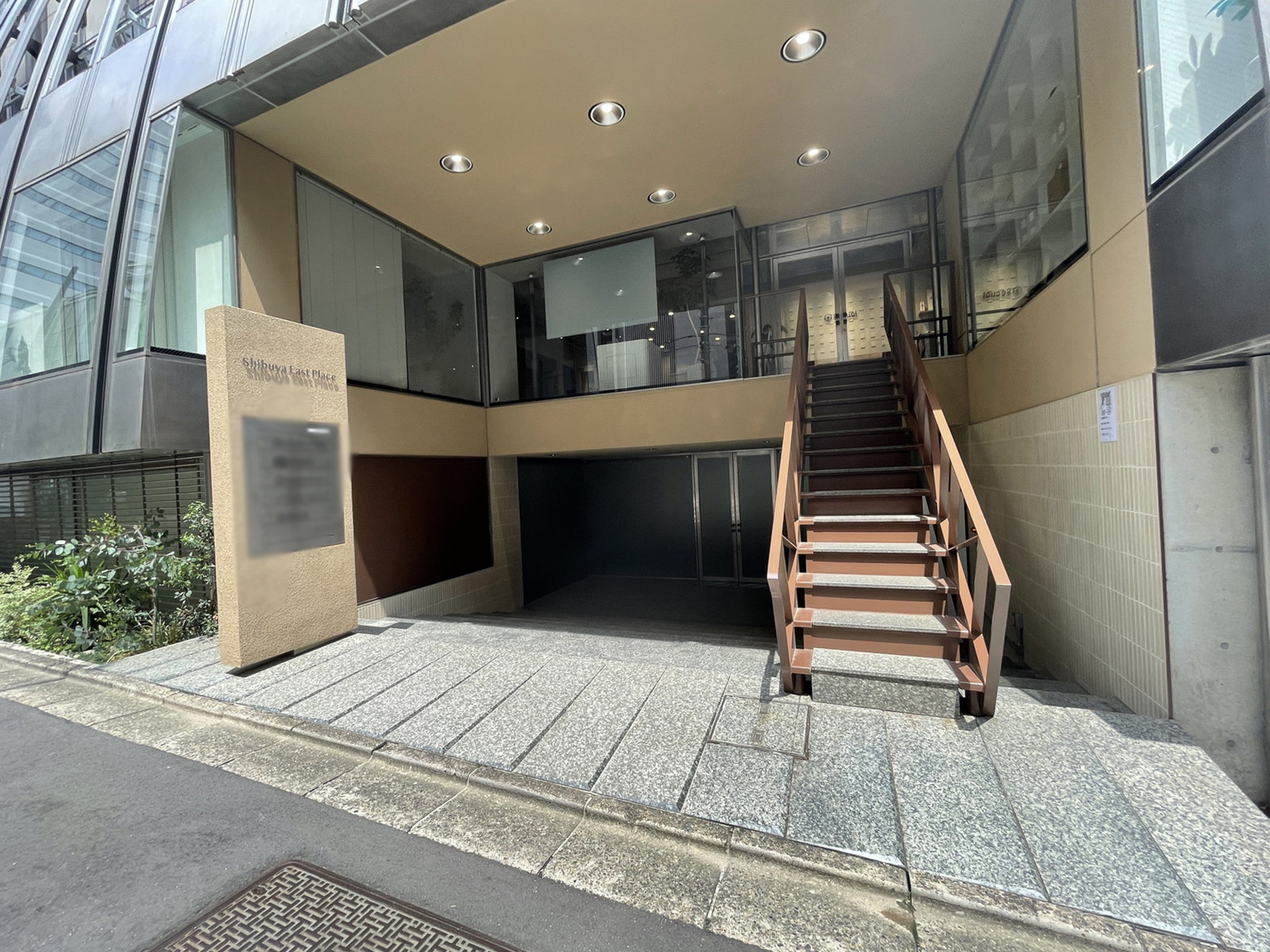 エントランスアプローチ