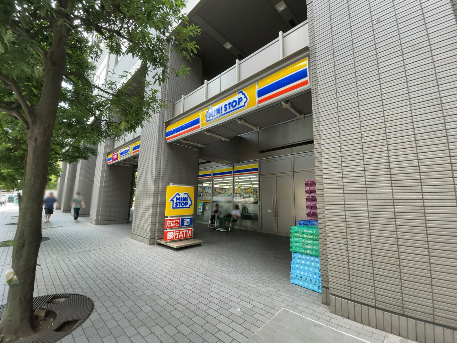 1階のミニストップ 愛宕１丁目店