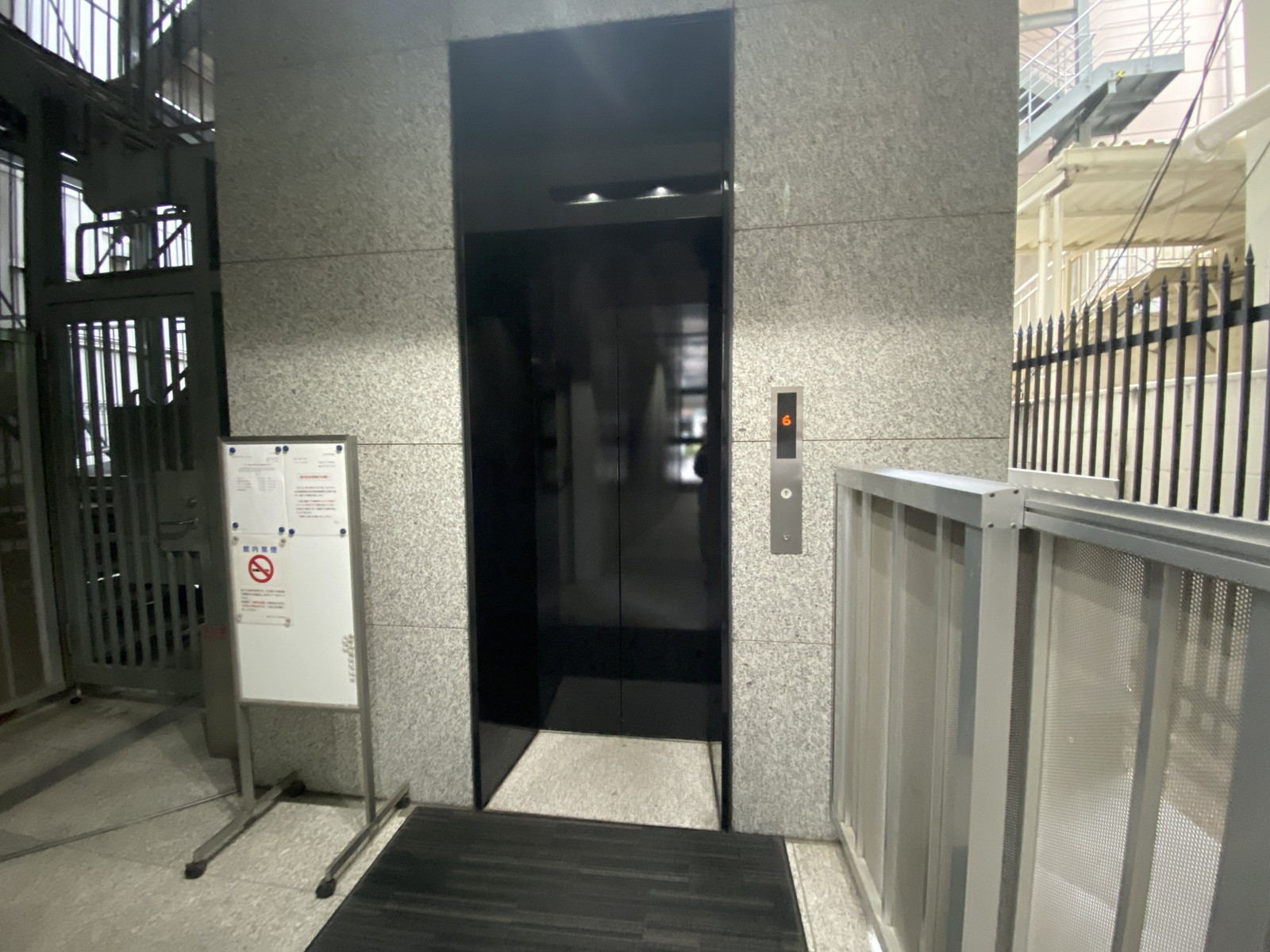 エレベーター