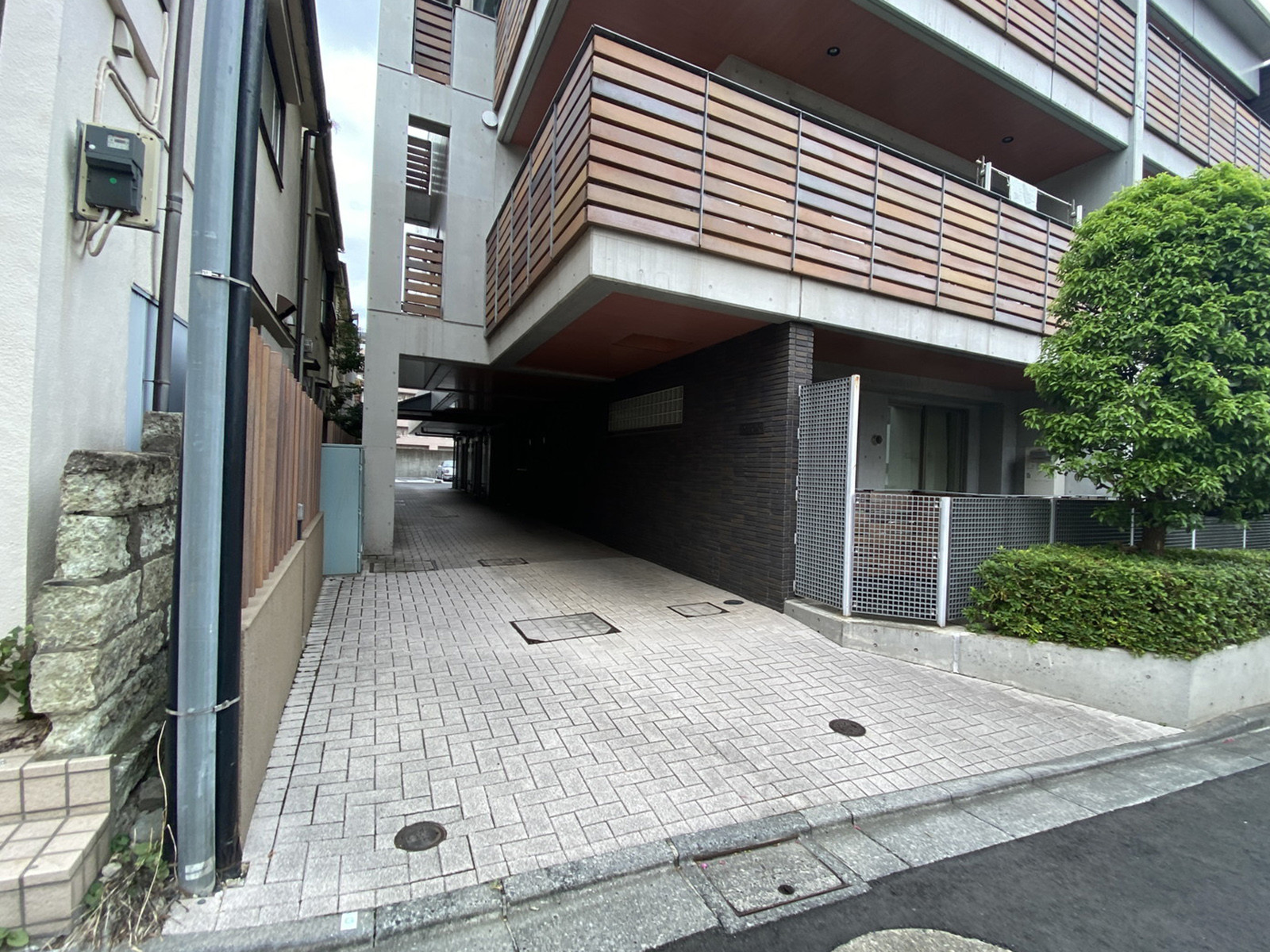 エントランスアプローチ