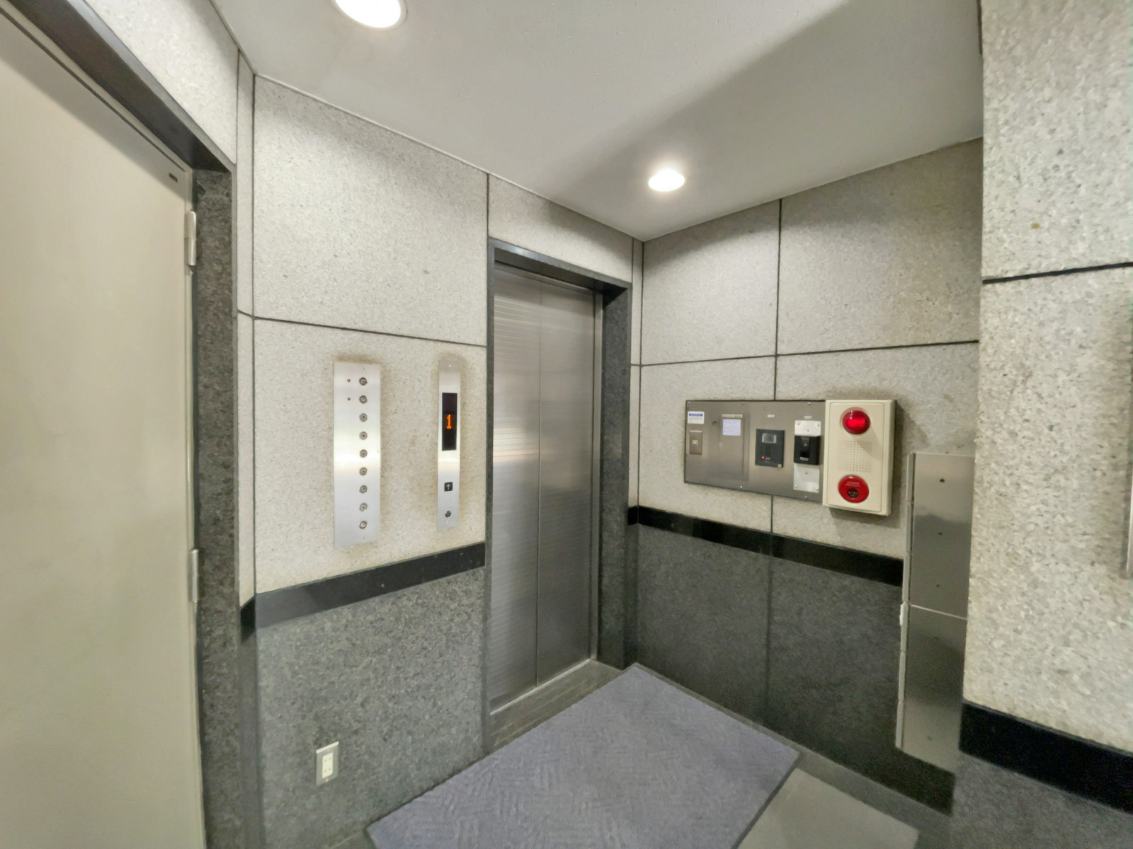 エレベーター