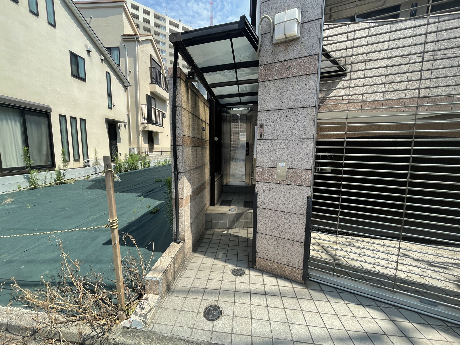 物件出入口