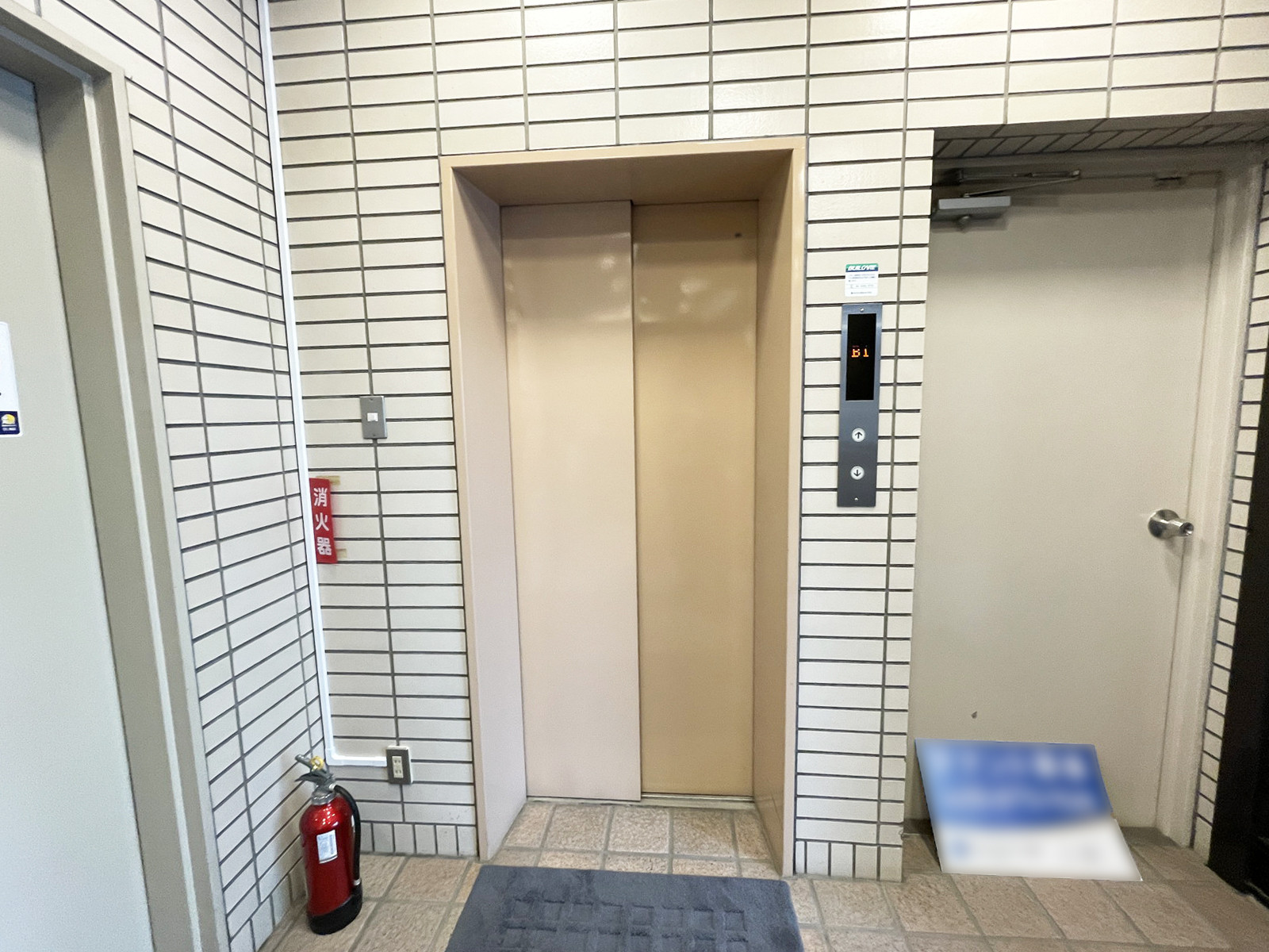エレベーター