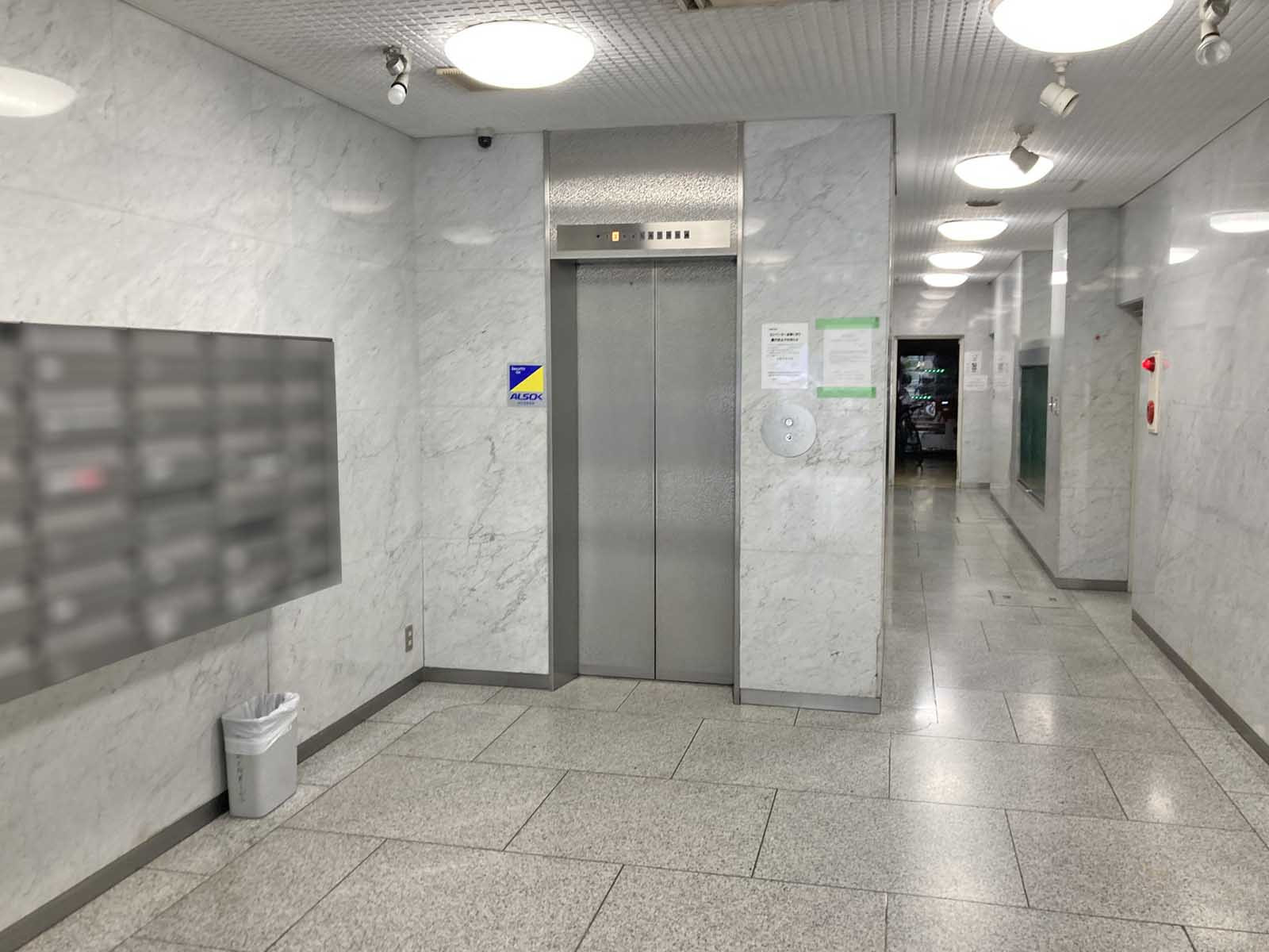 エントランス
