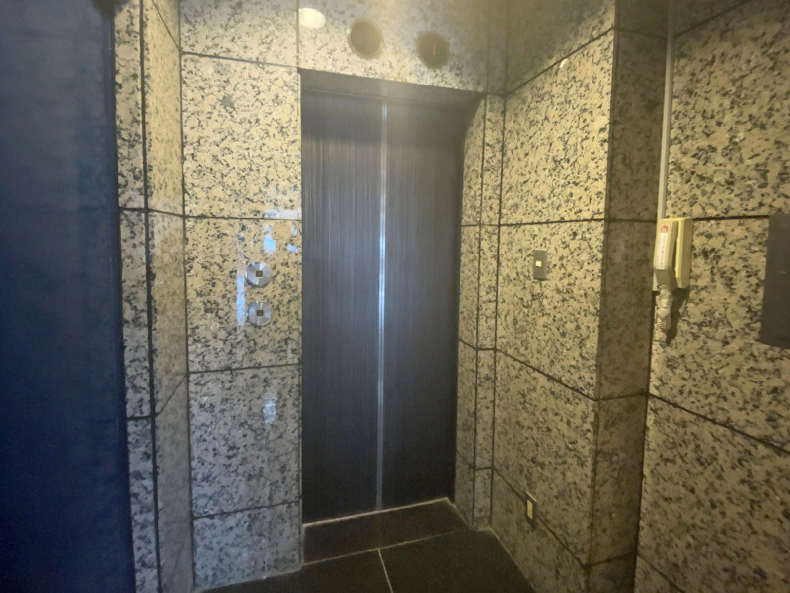 エレベーター