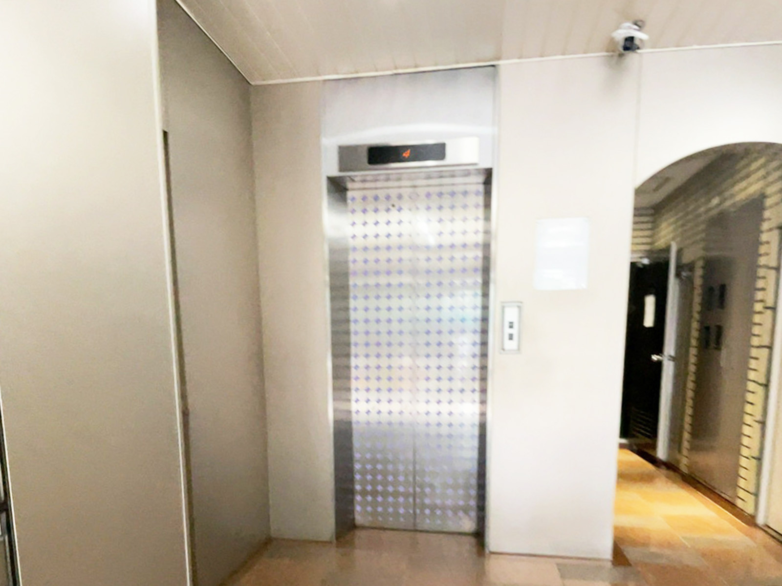エレベーター(1基)