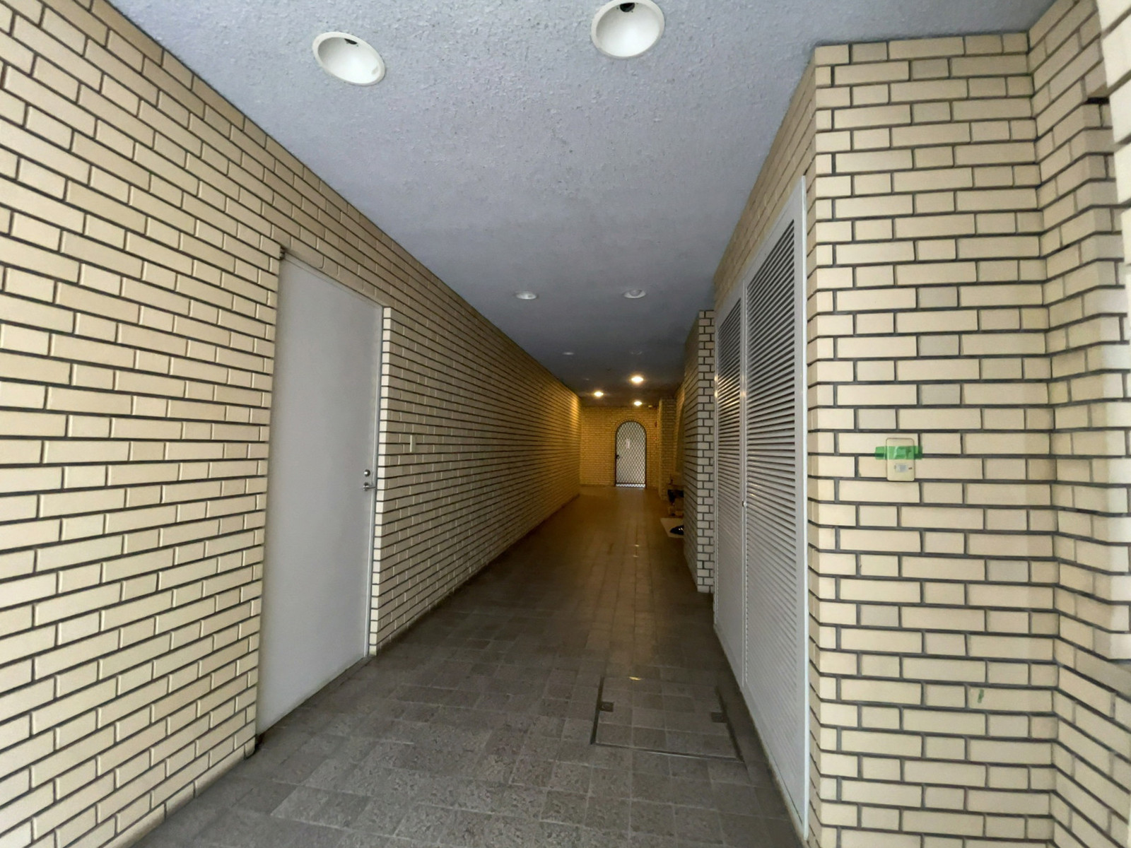 エントランスアプローチ