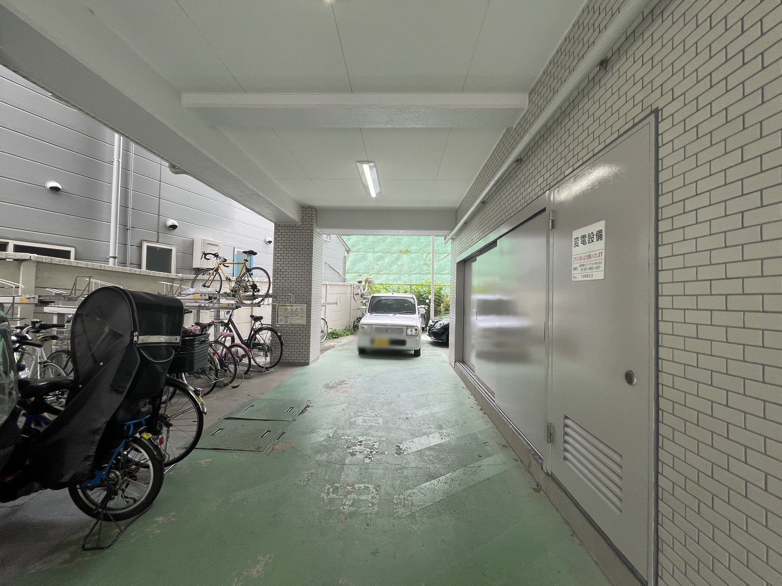 駐車場