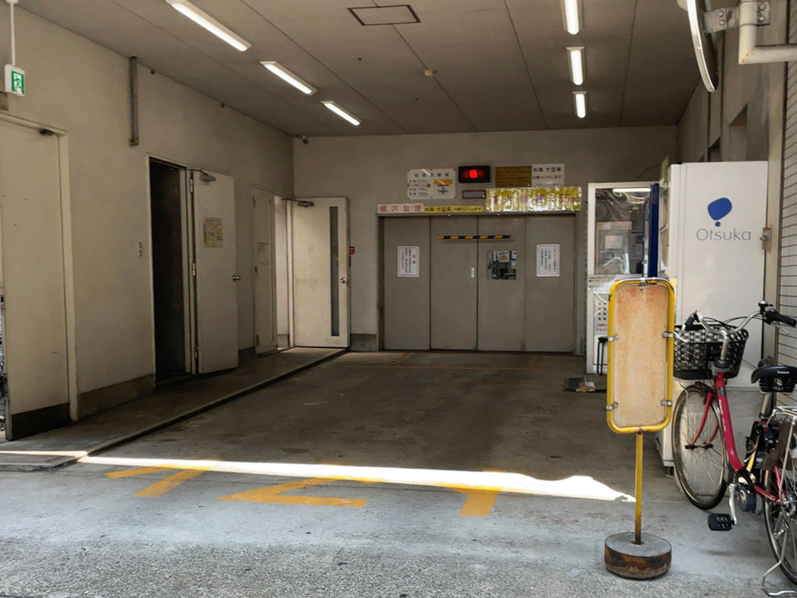 駐車場