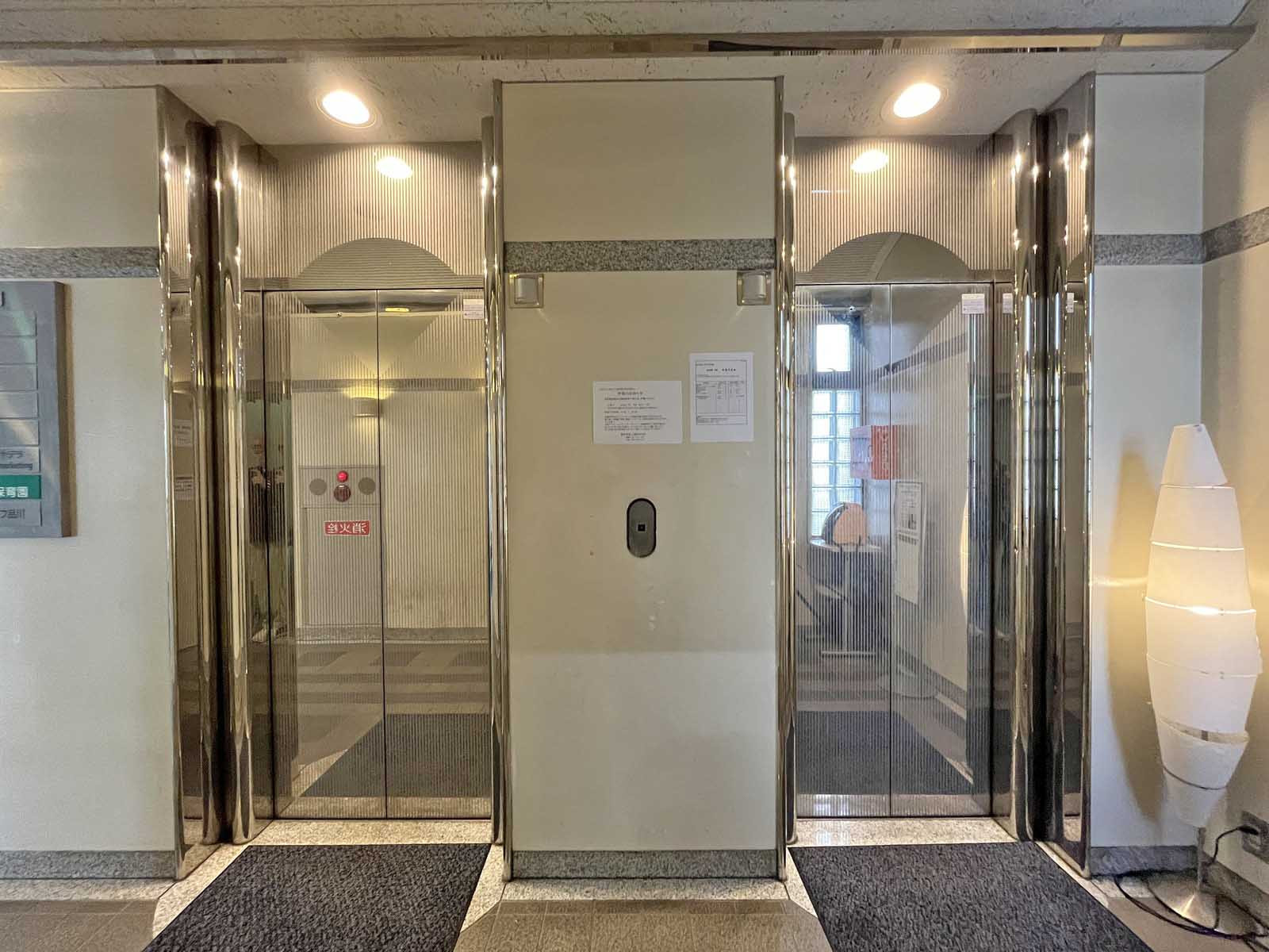 エレベーター