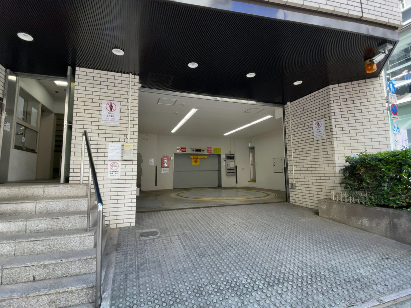 駐車場