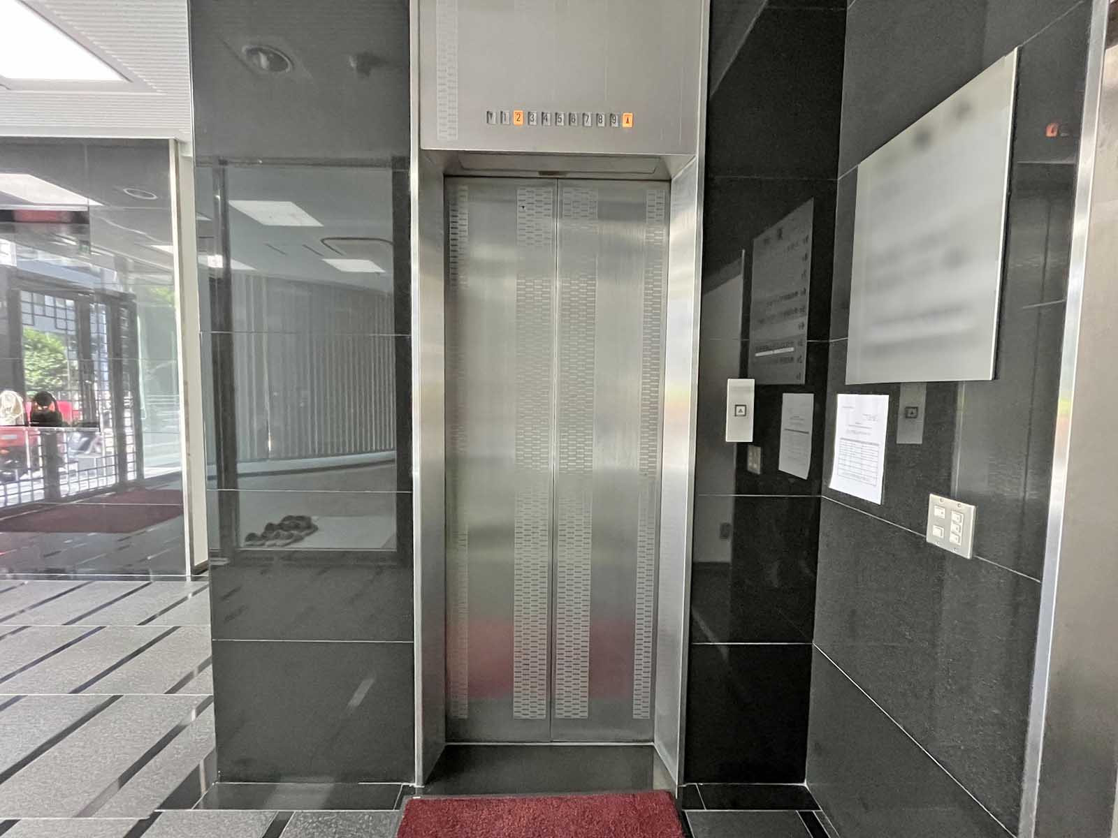 エレベーター