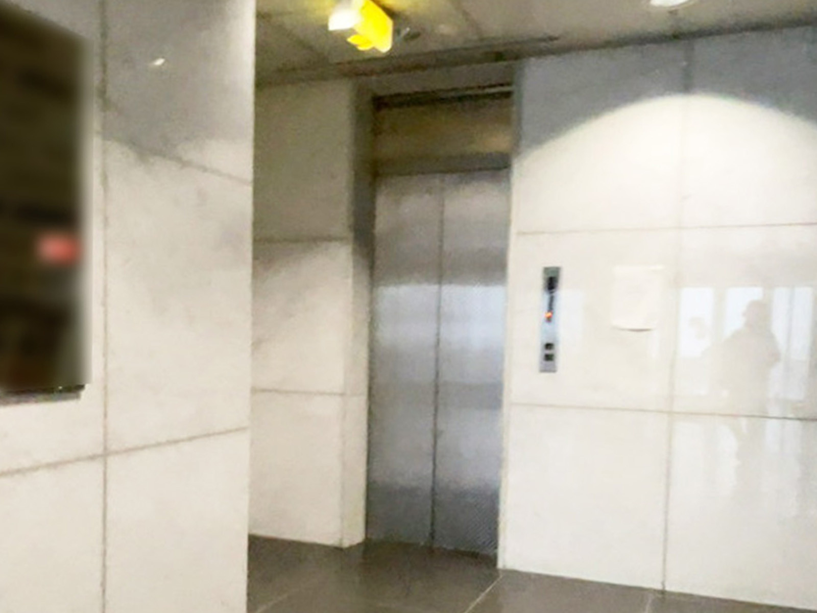エレベーター