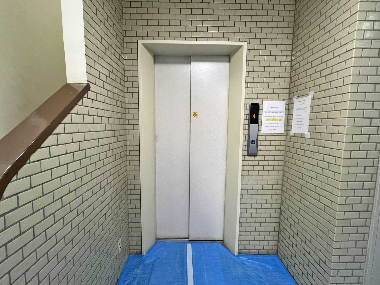 エレベーター