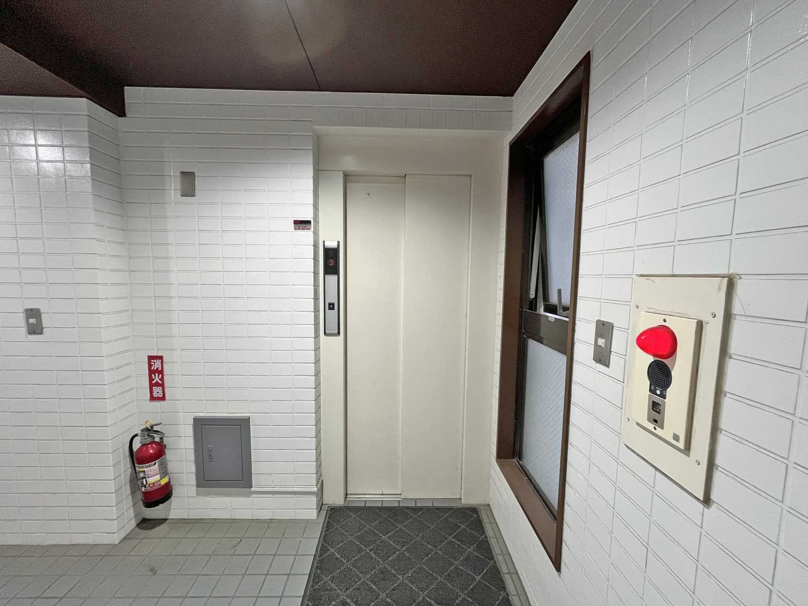エレベーター