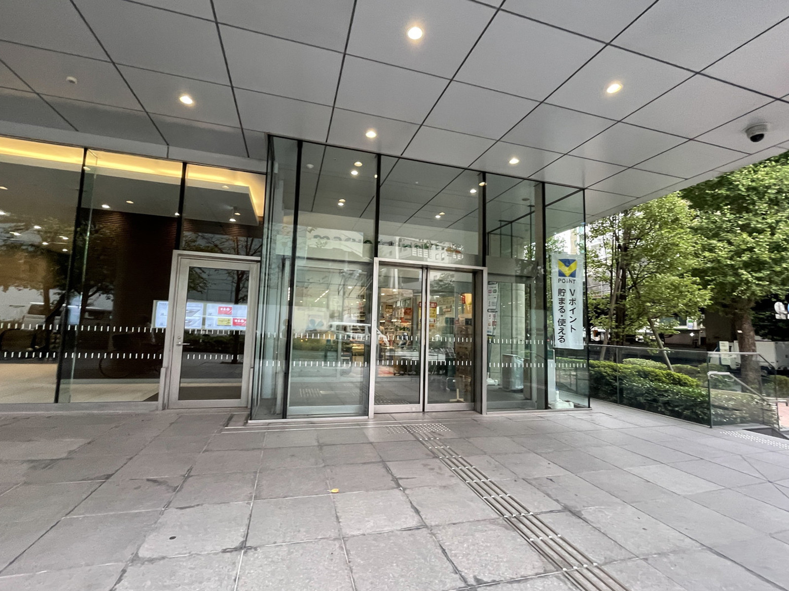 1階のマルエツプチ日本橋本町店