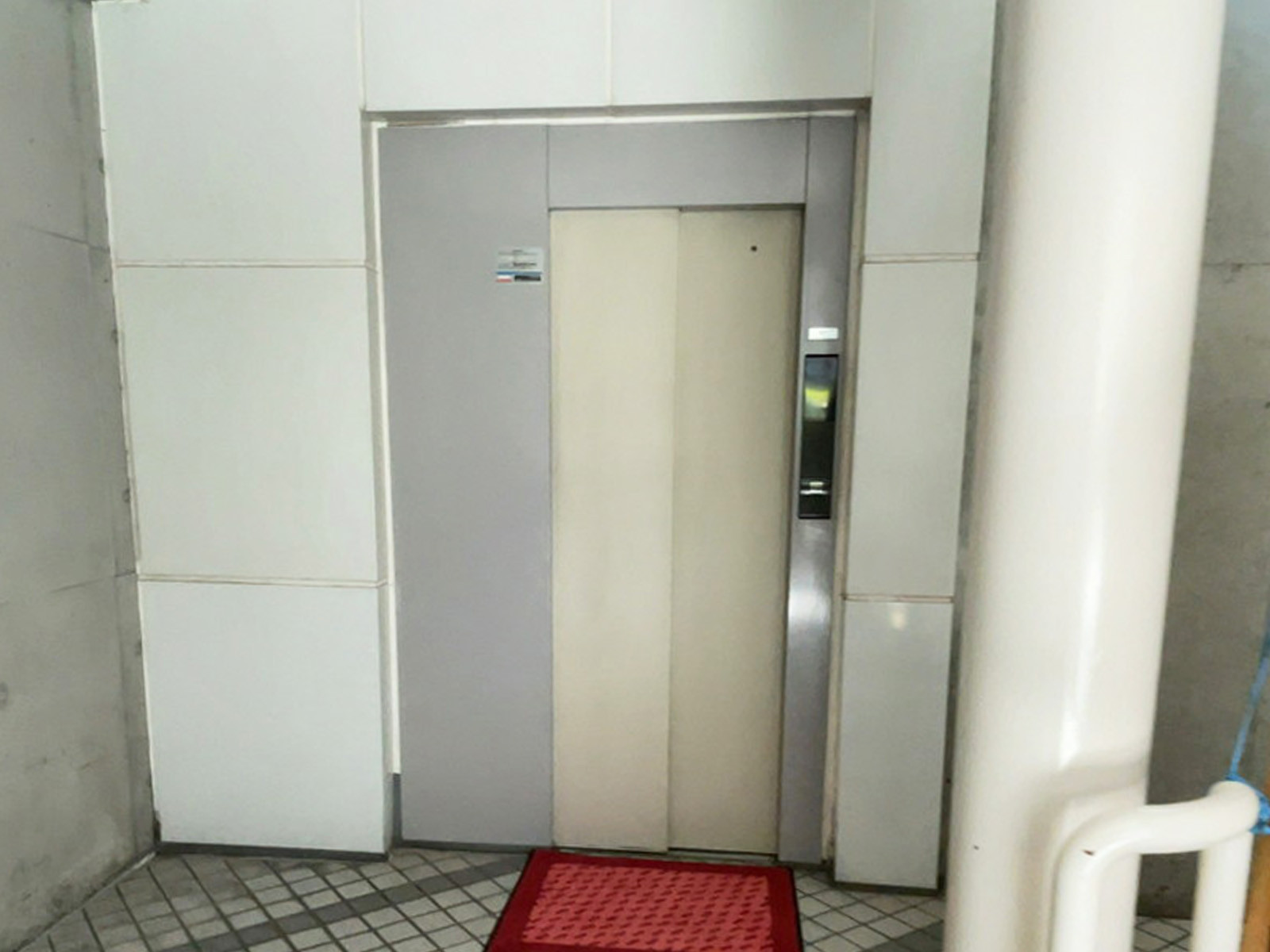エレベーター