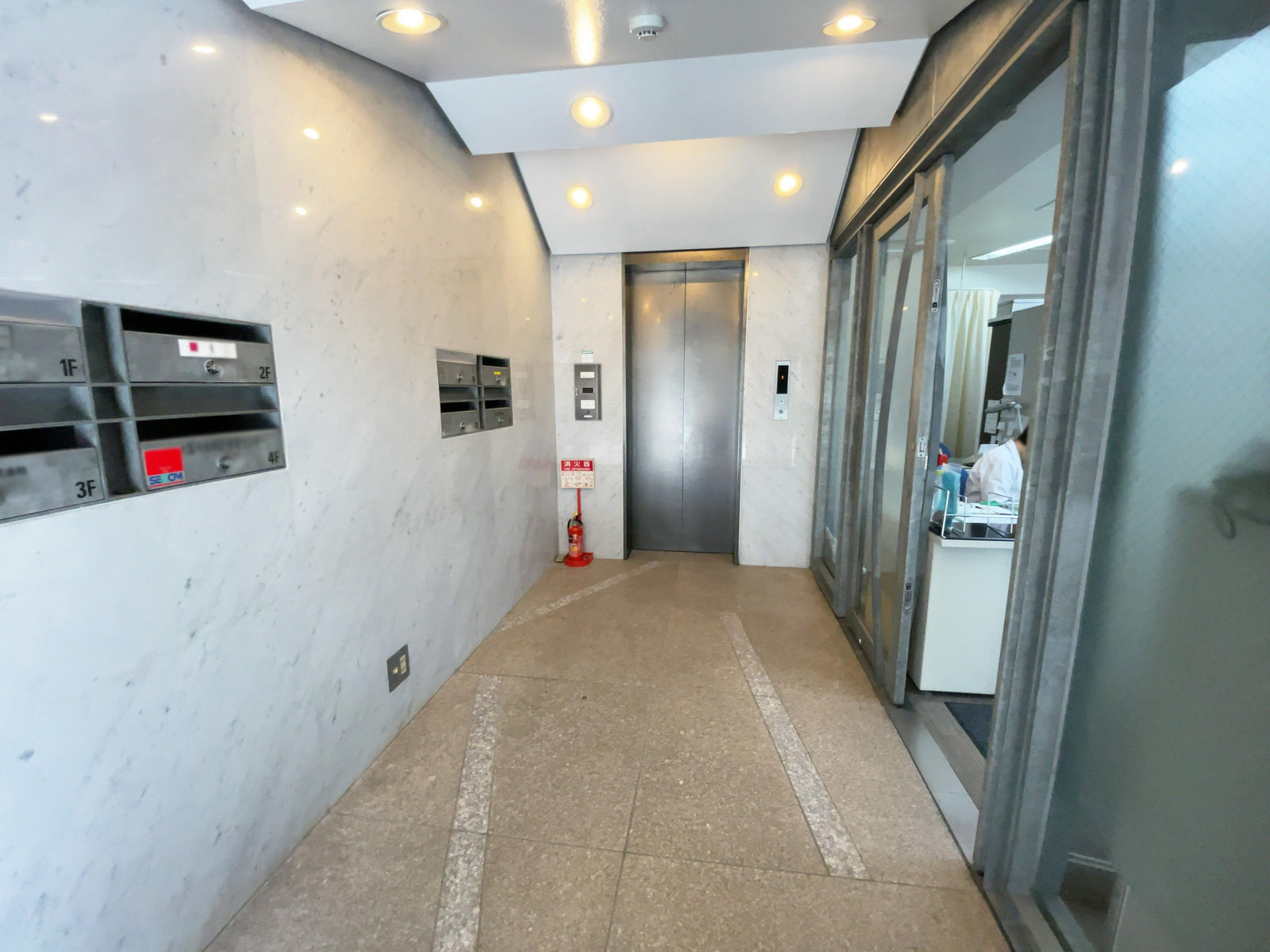 エントランス