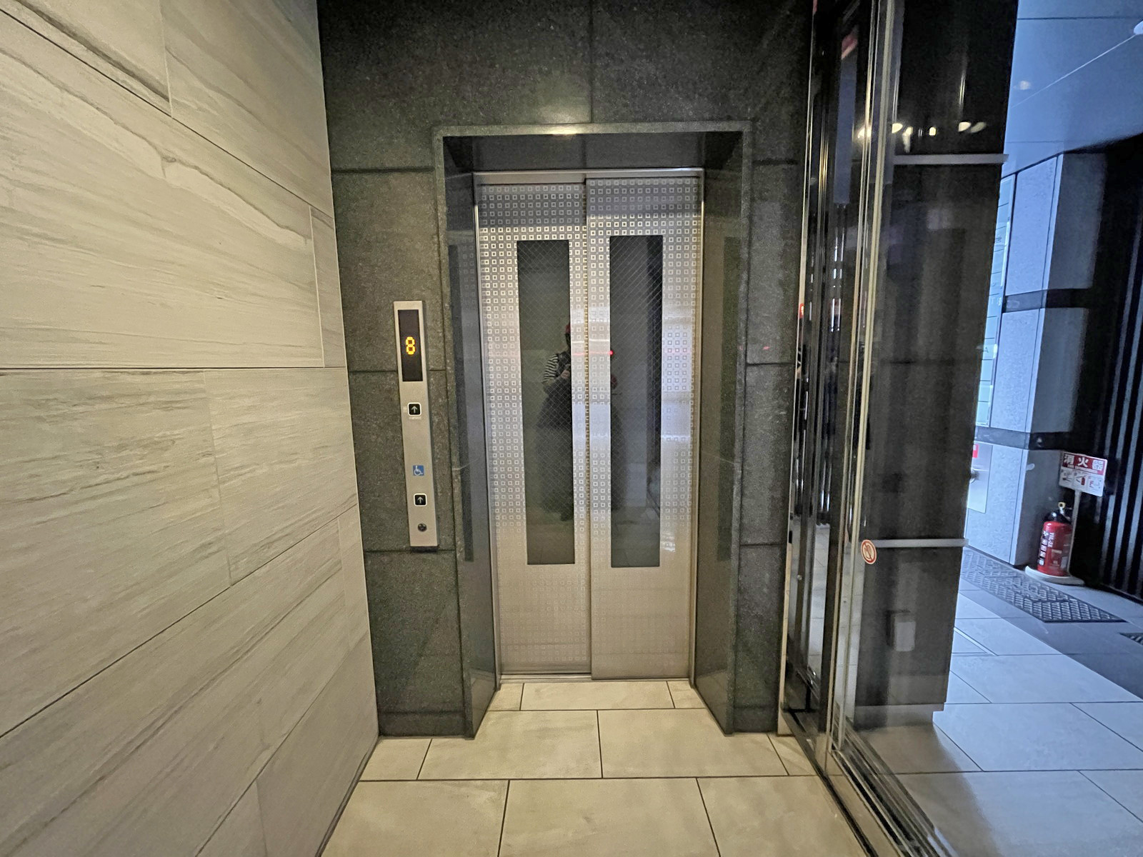 エレベーター