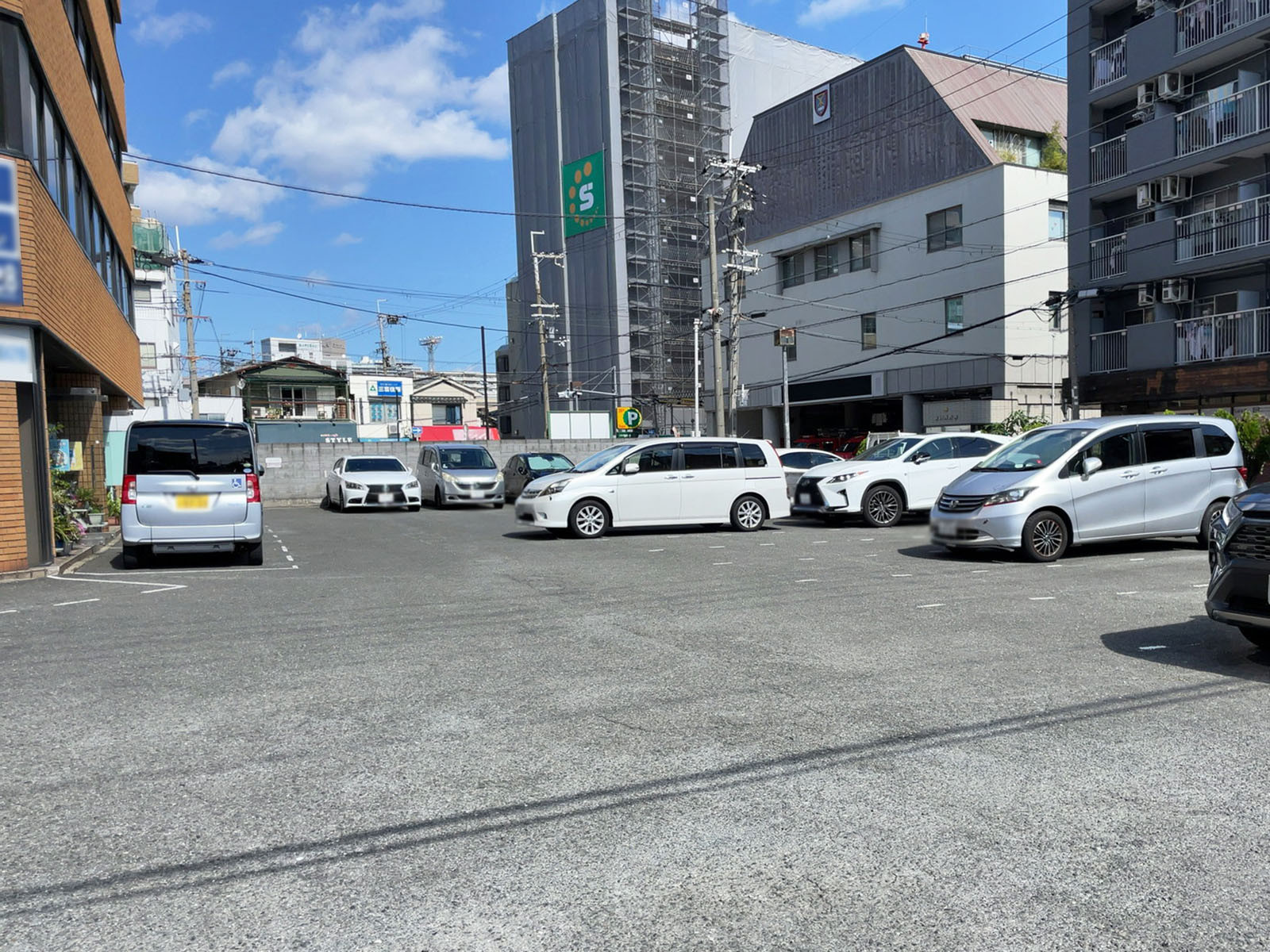 駐車場