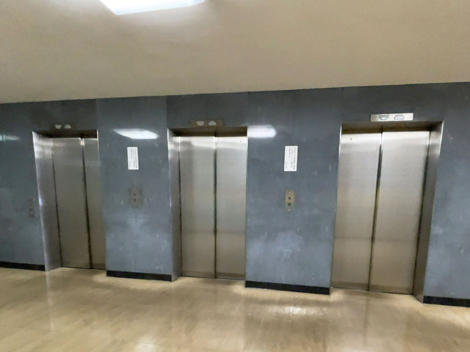 エレベーター