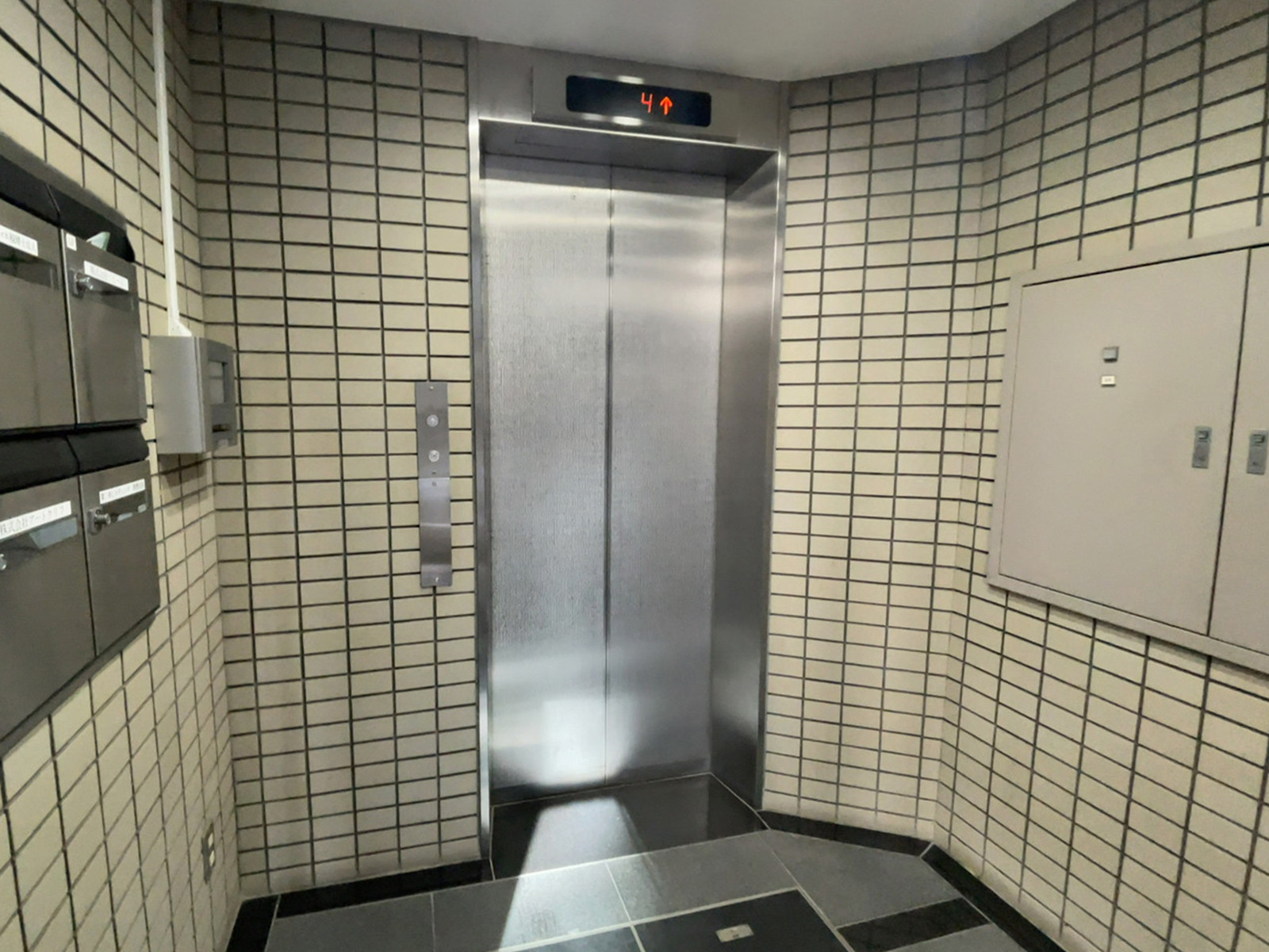 エレベーター