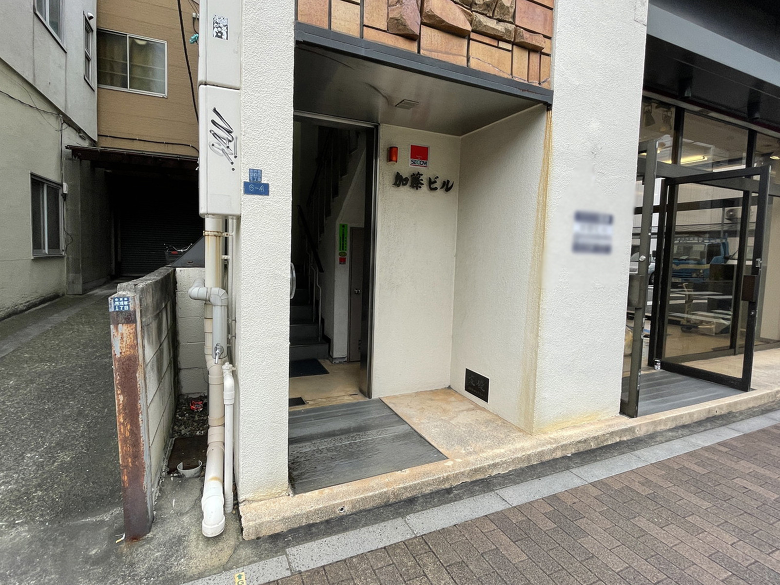 物件出入口