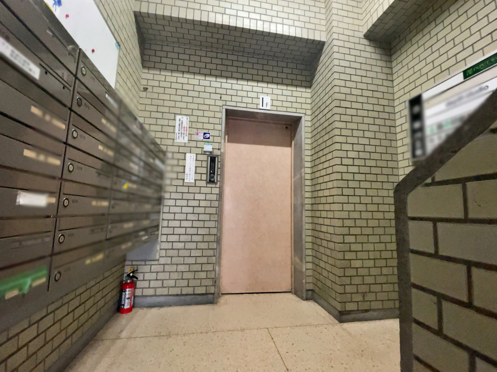 エレベーター