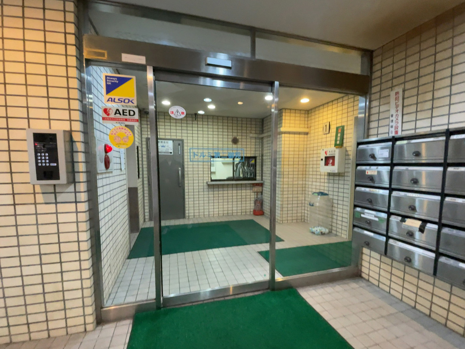エレベーターホール
