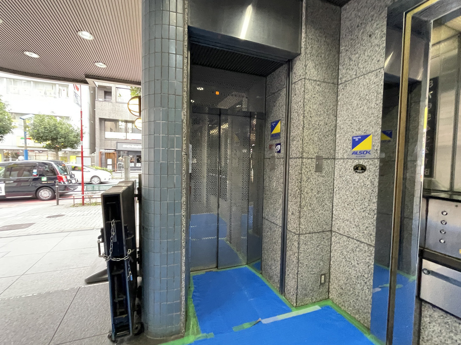 エレベーター