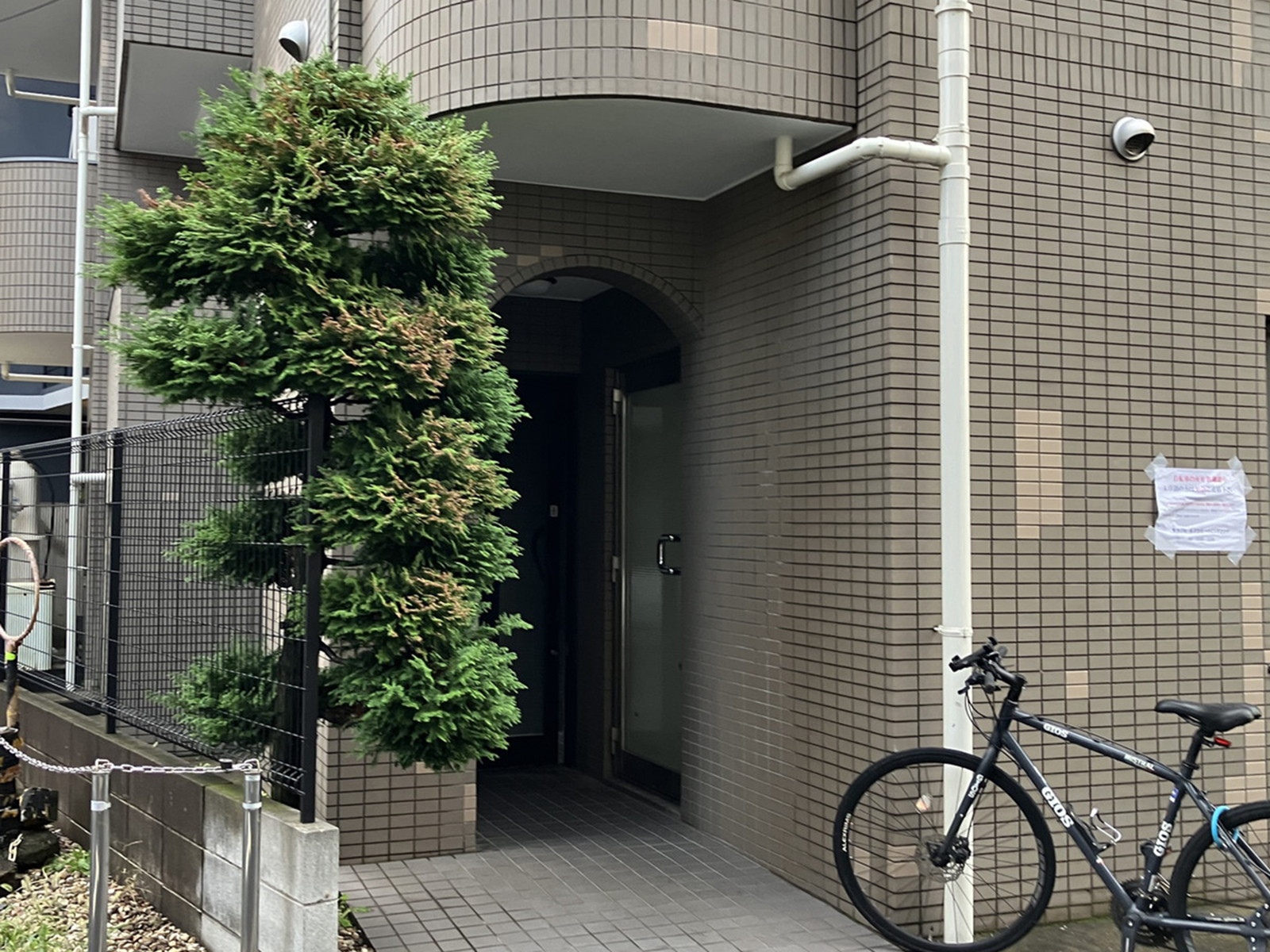 物件出入口