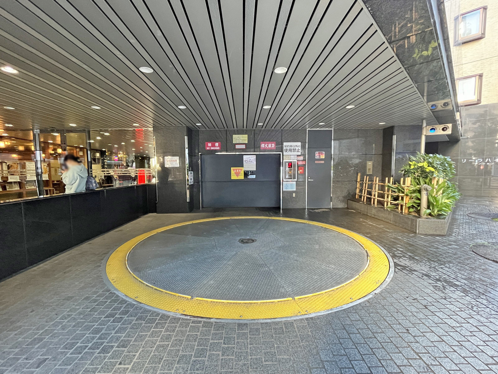 駐車場