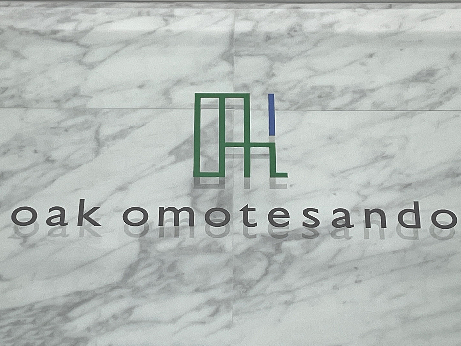 ネームプレート：oak omotesando
