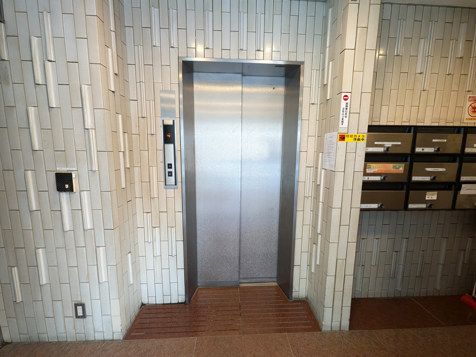エレベーター