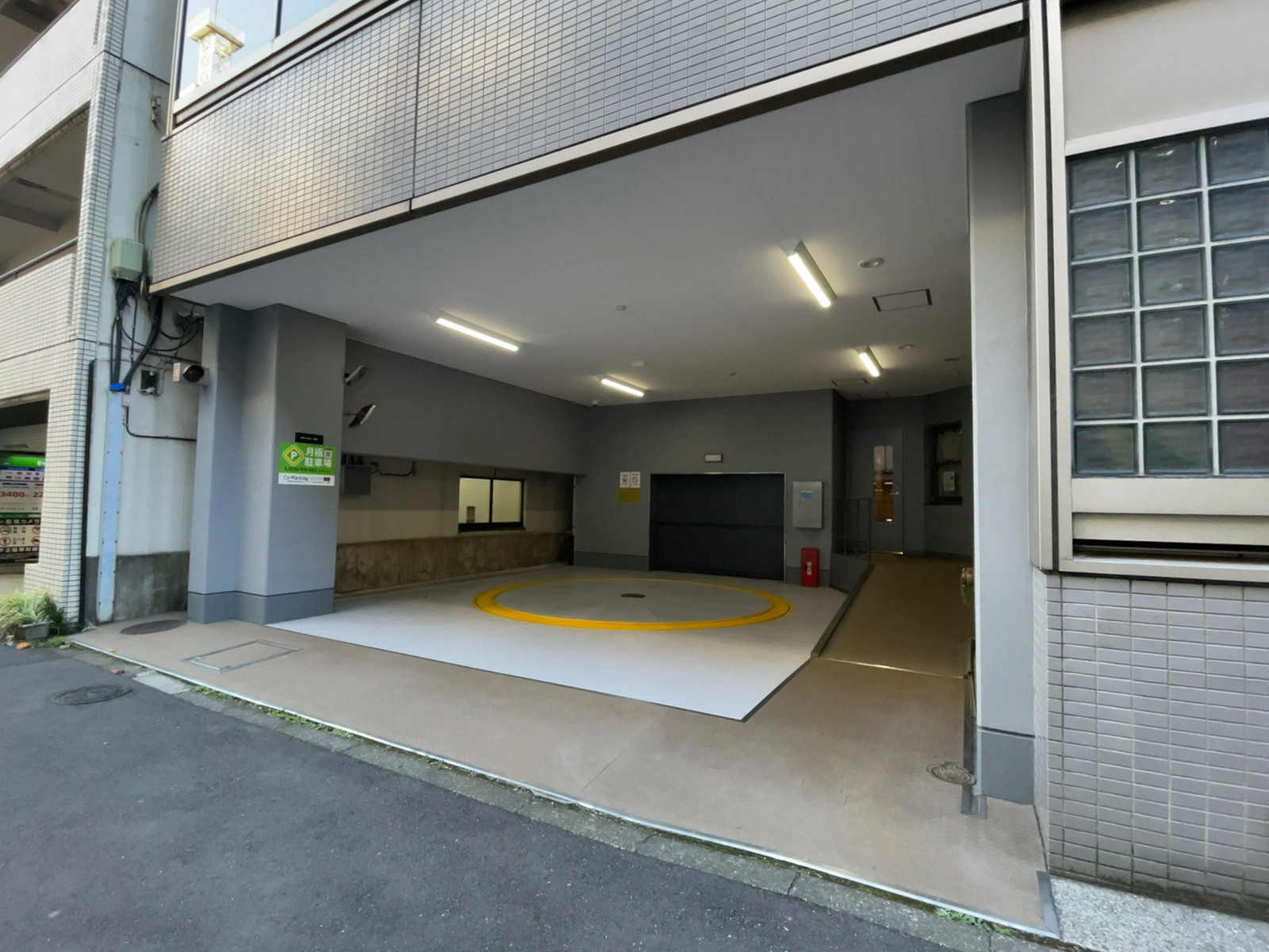 駐車場