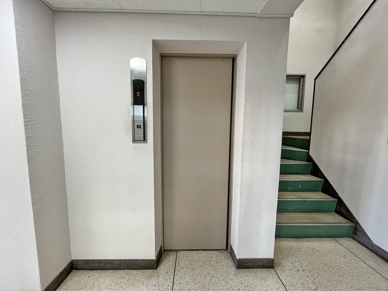 エレベーター