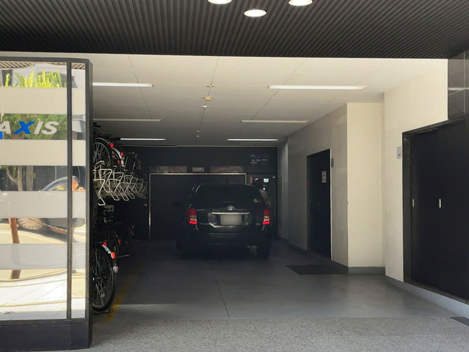 駐車場
