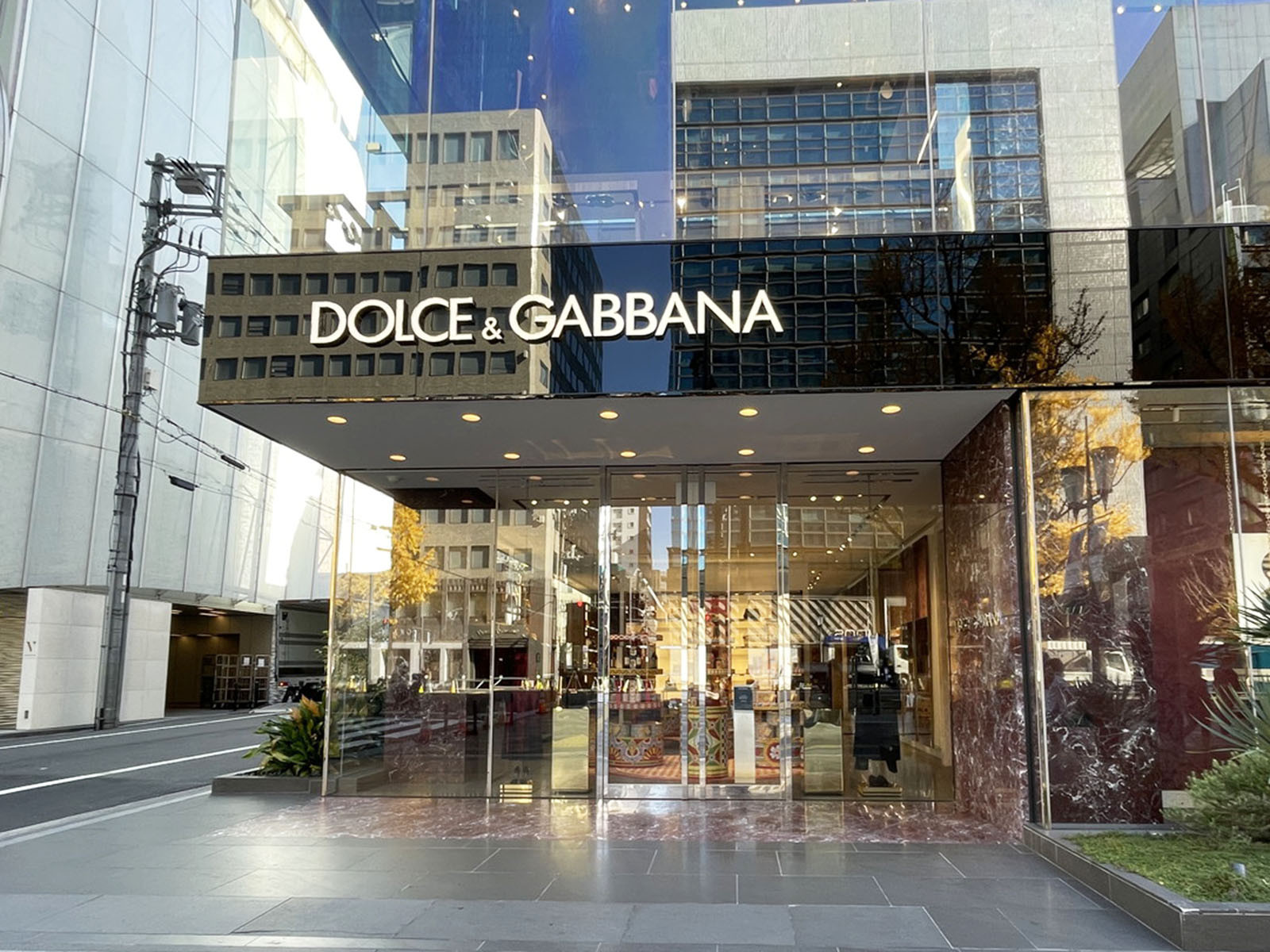 1階のドルチェ&ガッバーナ 大阪御堂筋店