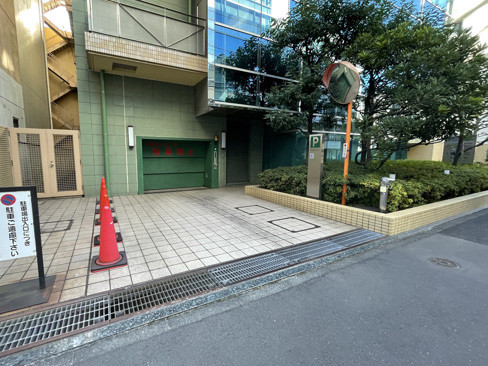 駐車場