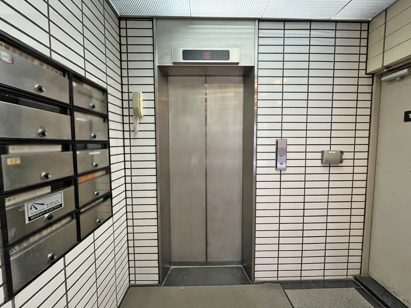 エレベーター