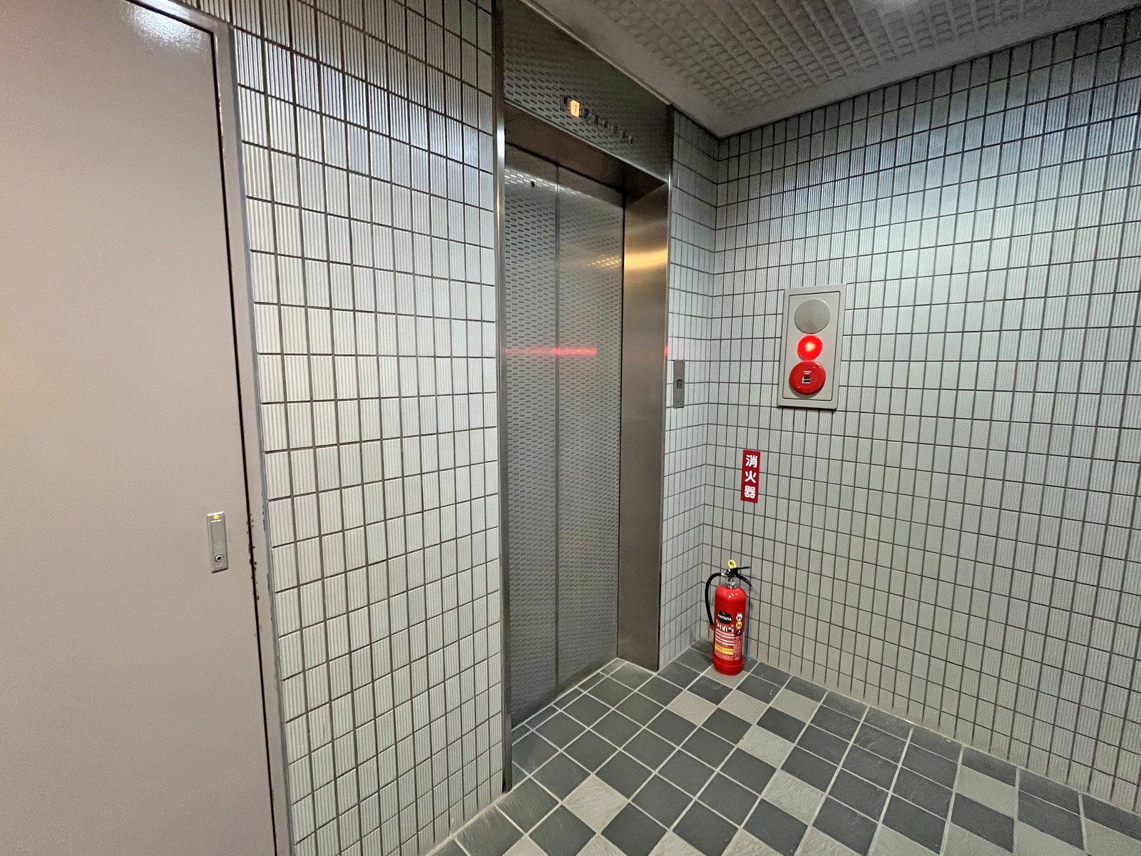 エレベーター