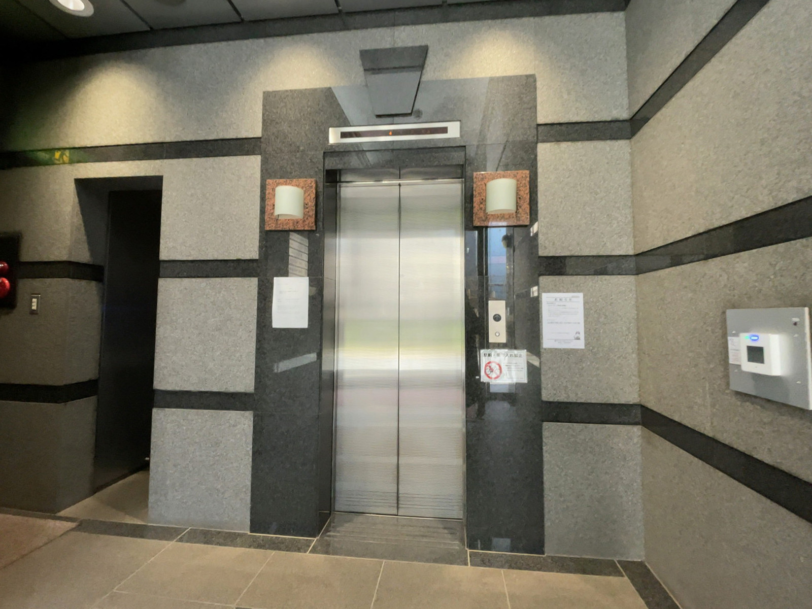 エレベーター