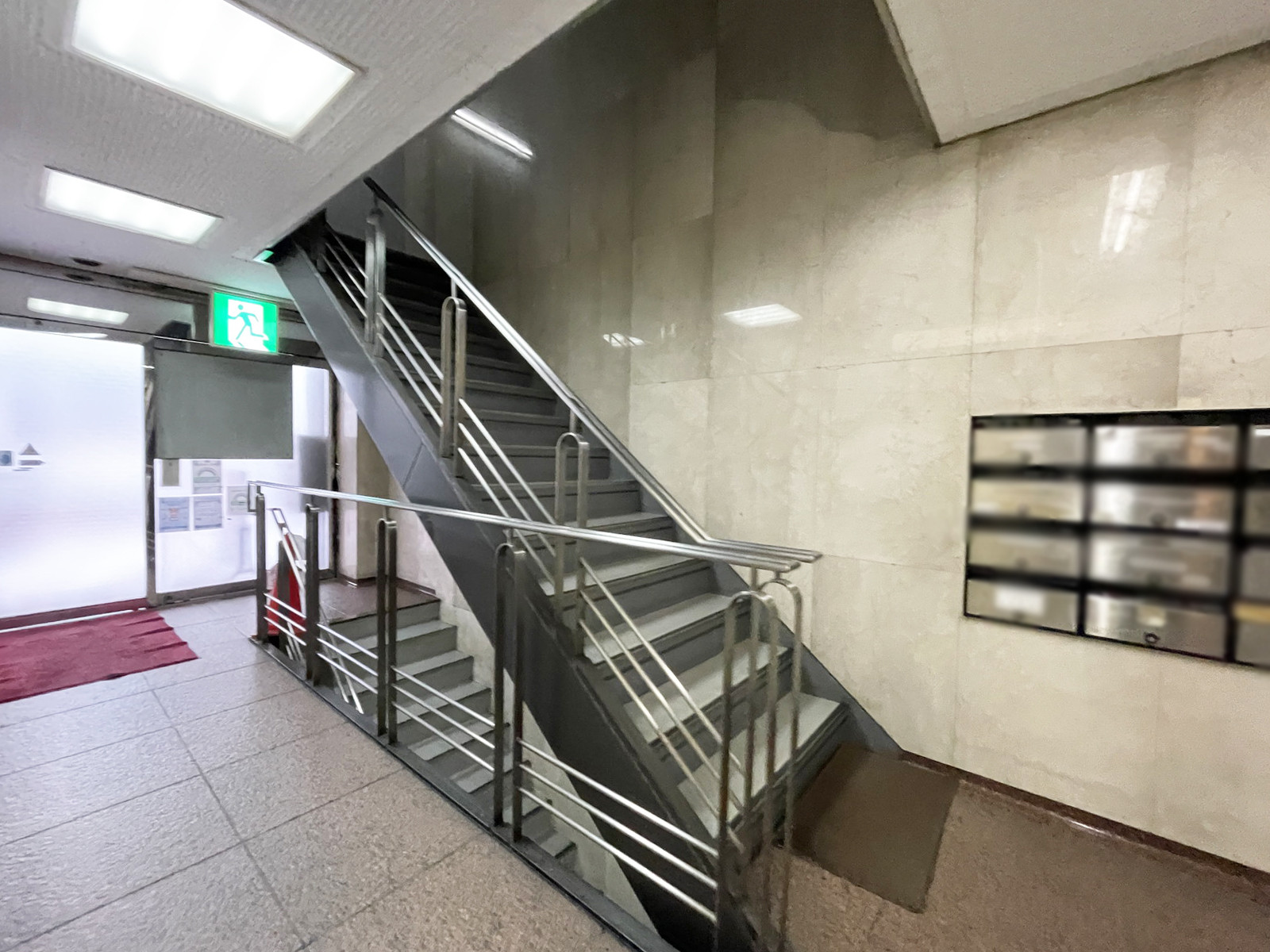 内階段