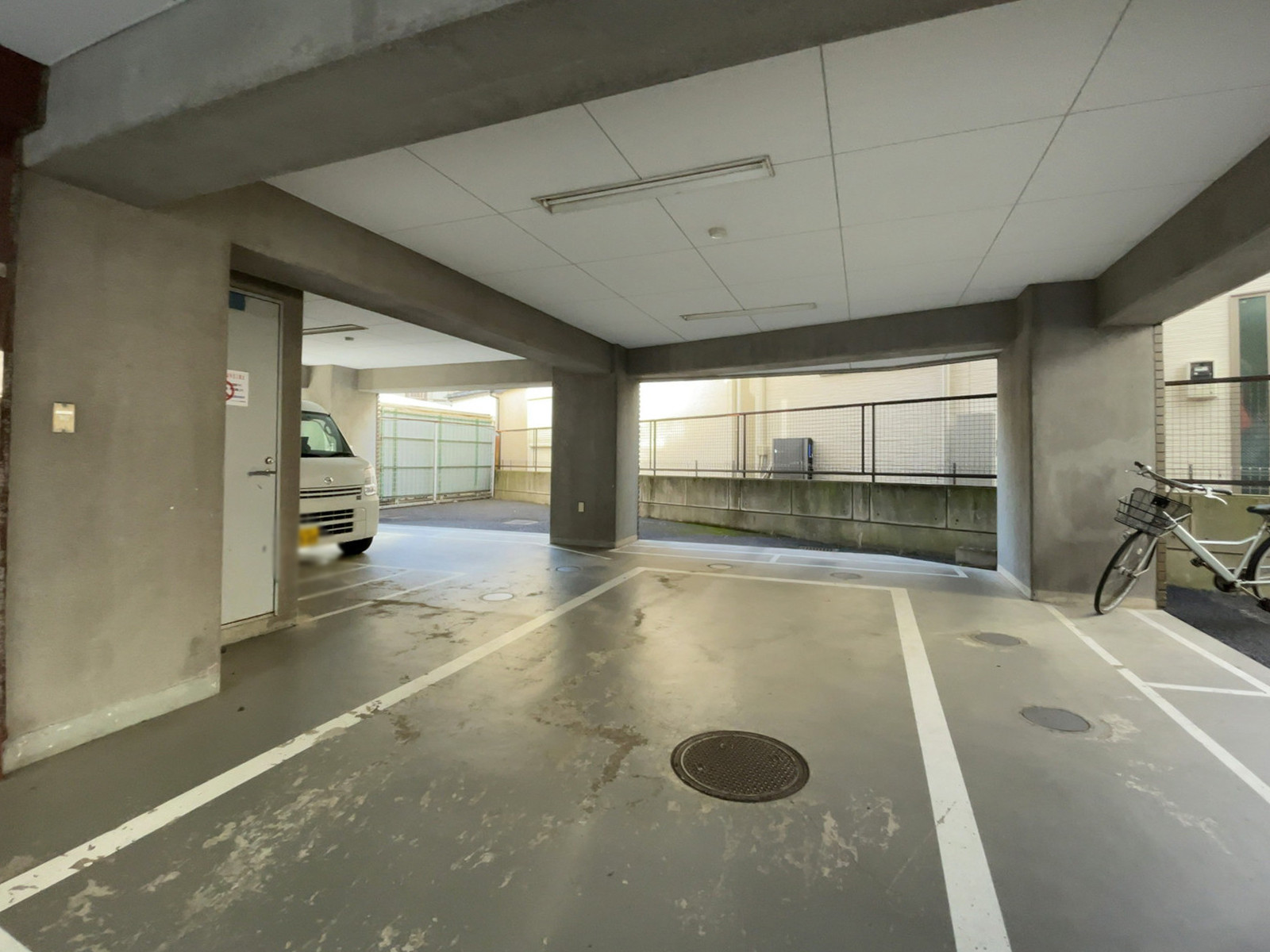 駐車場