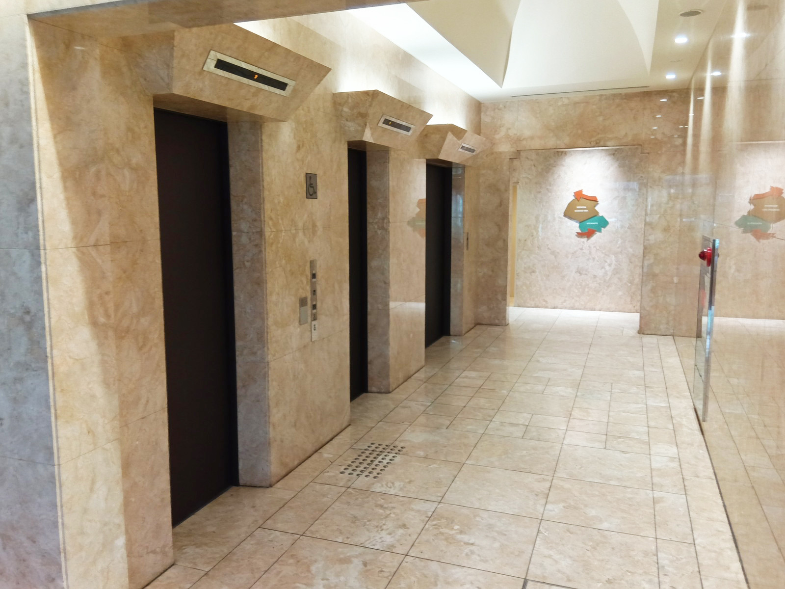 エレベーター