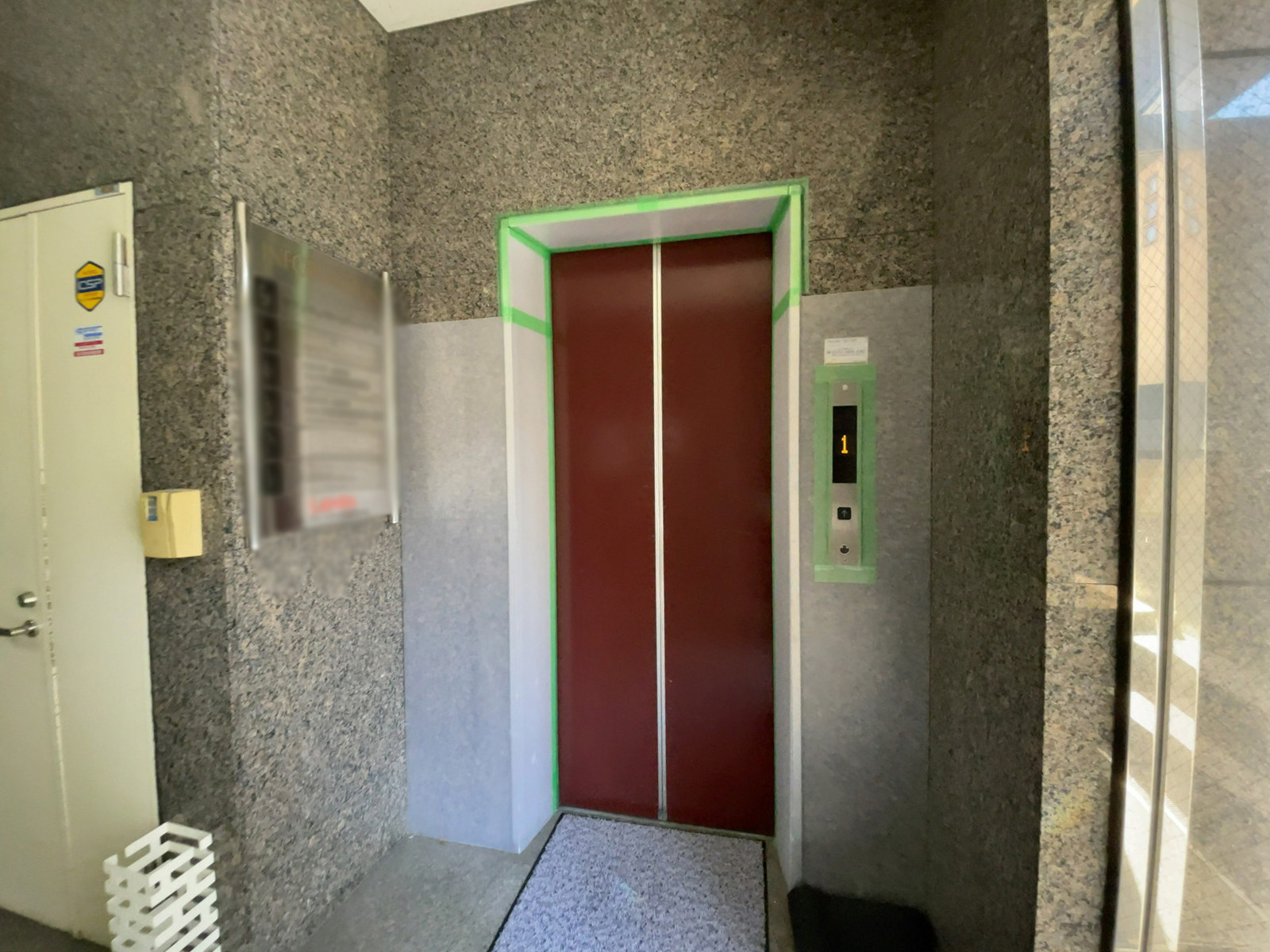 エレベーター