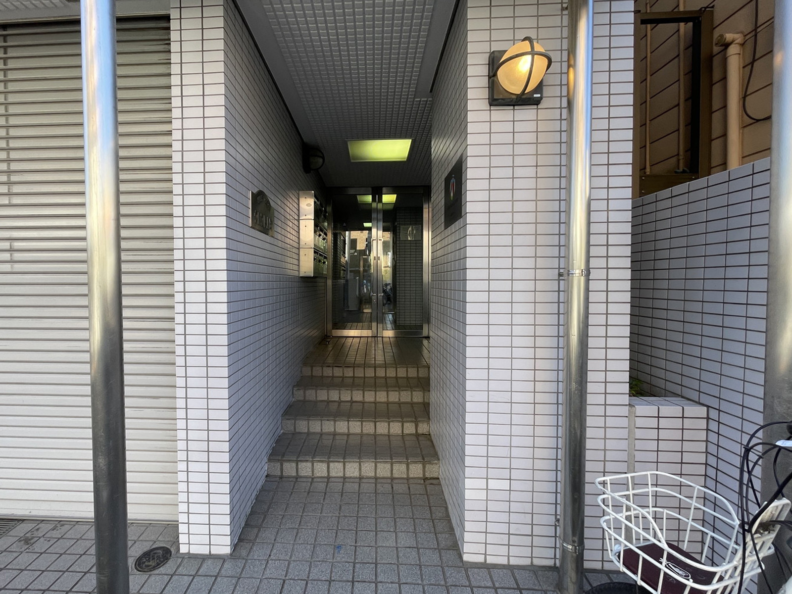 物件出入口